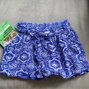 Blue Patterned Flowy Shorts, Pockets